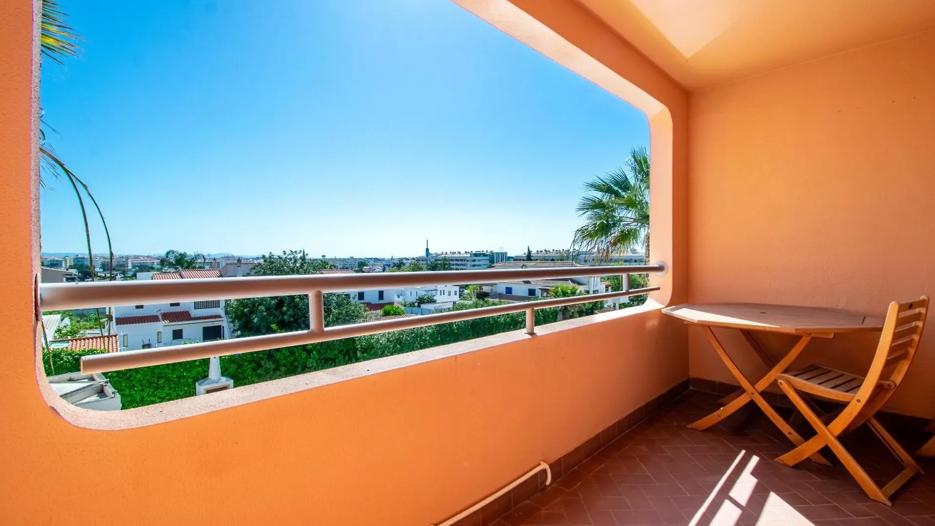 Bellavista Avenida By Beguest Aparthotel Albufeira
