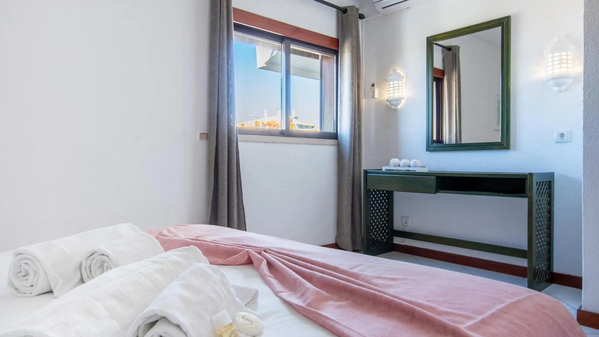 Bellavista Avenida By Beguest Aparthotel Albufeira