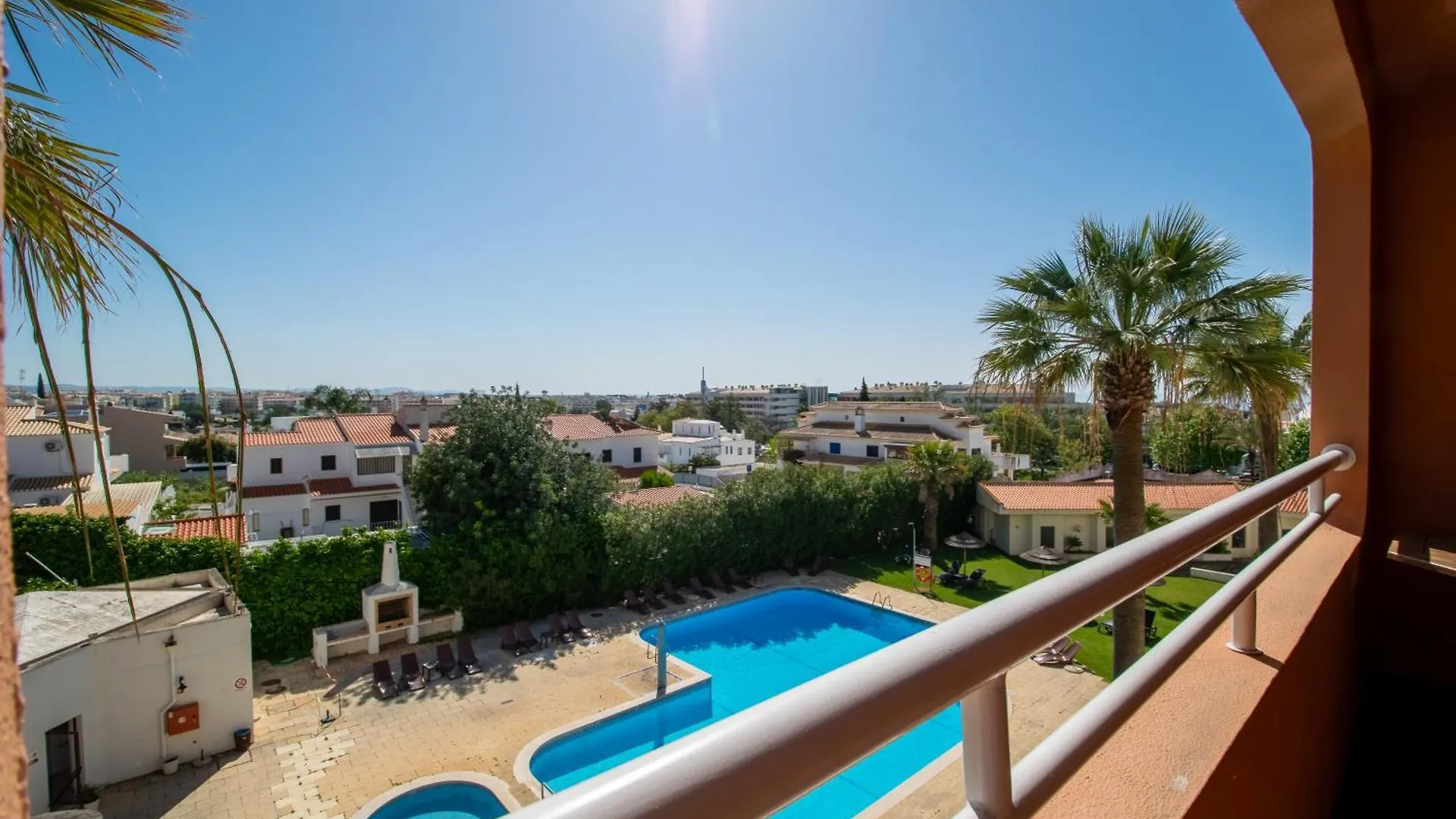 Bellavista Avenida By Beguest Aparthotel Albufeira