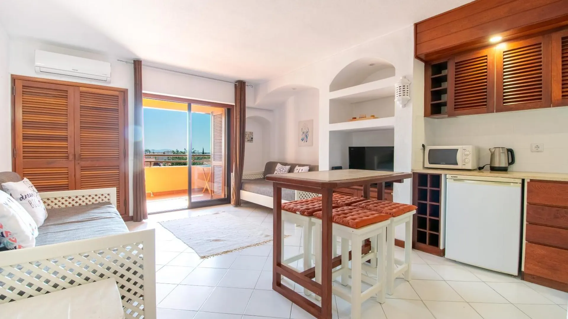 Bellavista Avenida By Beguest Aparthotel Albufeira 3*,